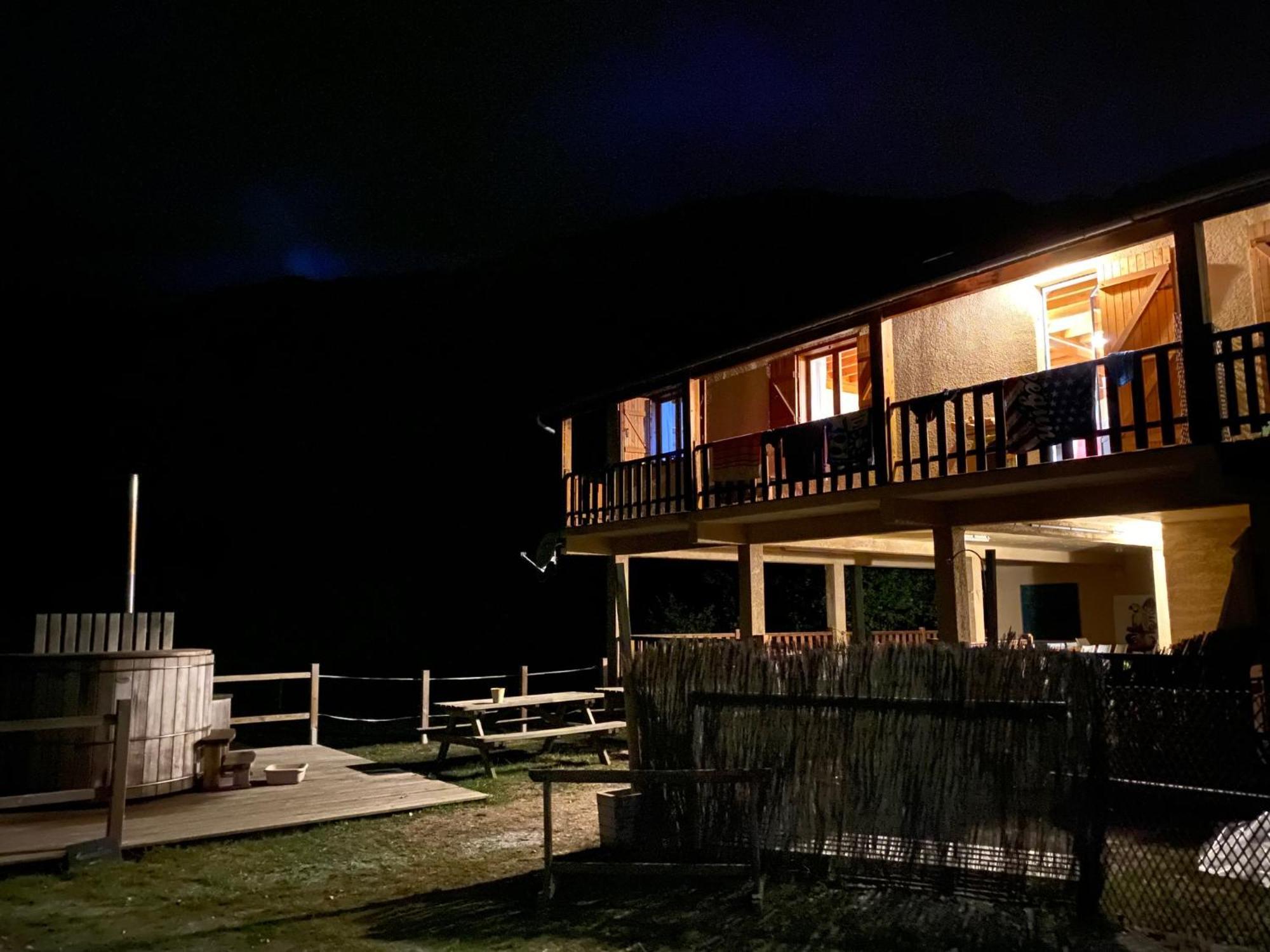 Les Marmottes Pour 12 Avec Bain Nordique Privatif Villa Camous Exteriör bild